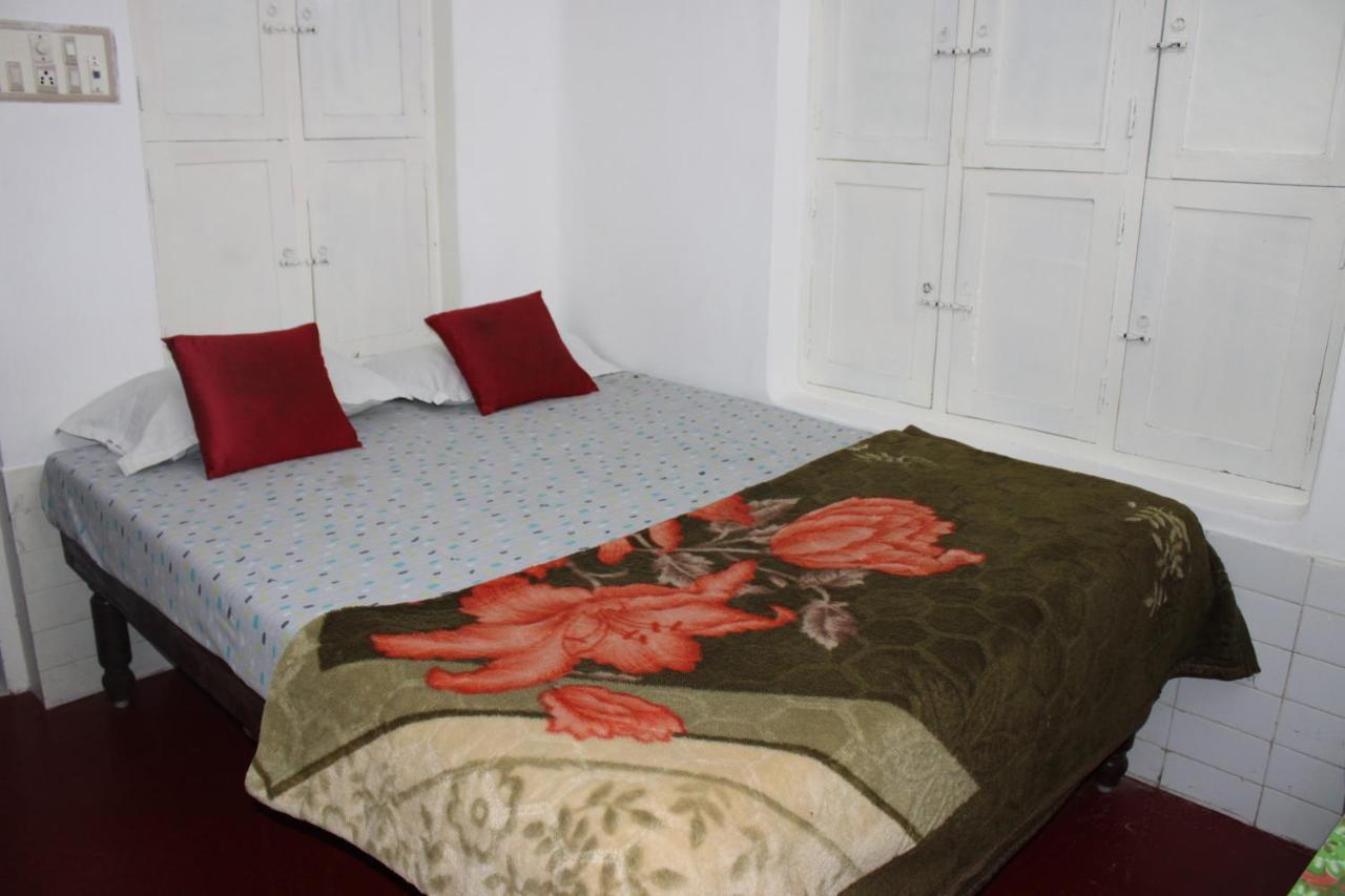 Balaji Guest House Puducherry Exterior foto