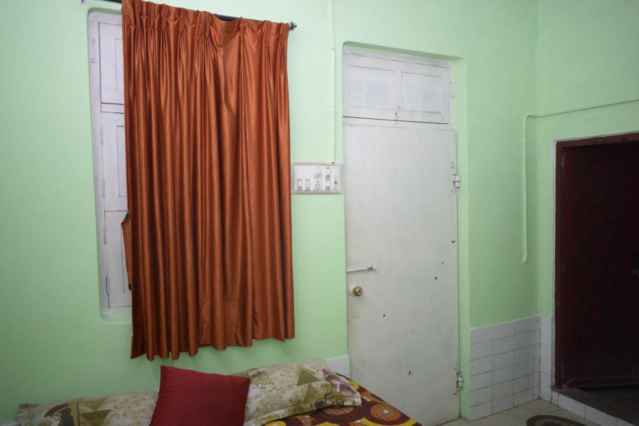 Balaji Guest House Puducherry Exterior foto