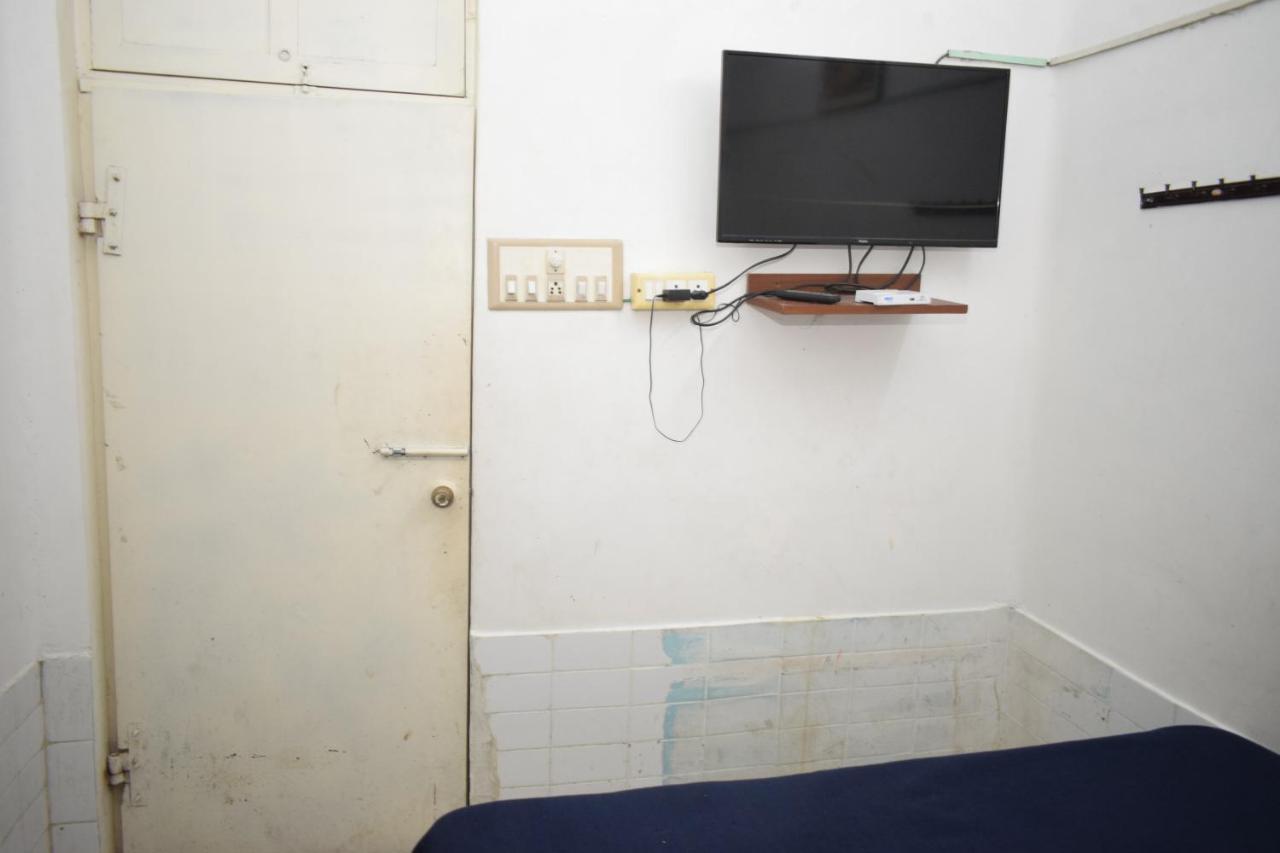 Balaji Guest House Puducherry Exterior foto