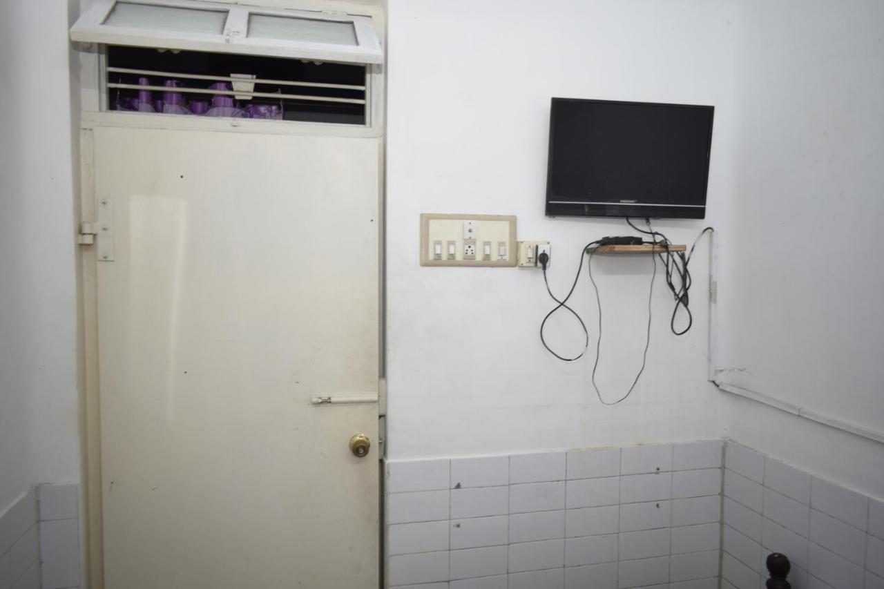 Balaji Guest House Puducherry Exterior foto